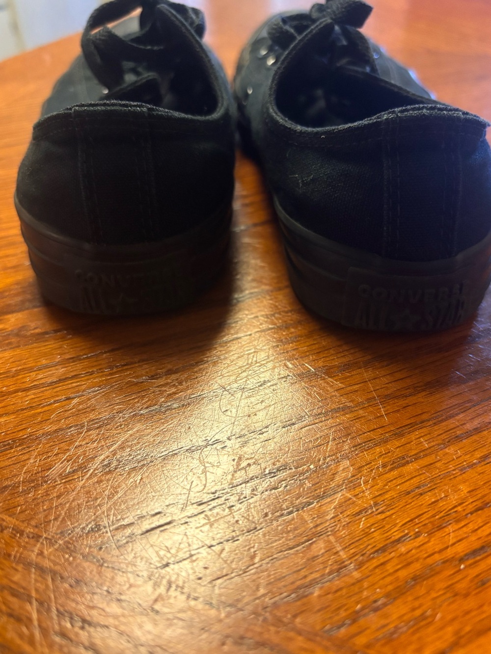 Converse Low Top Sneakers in Black